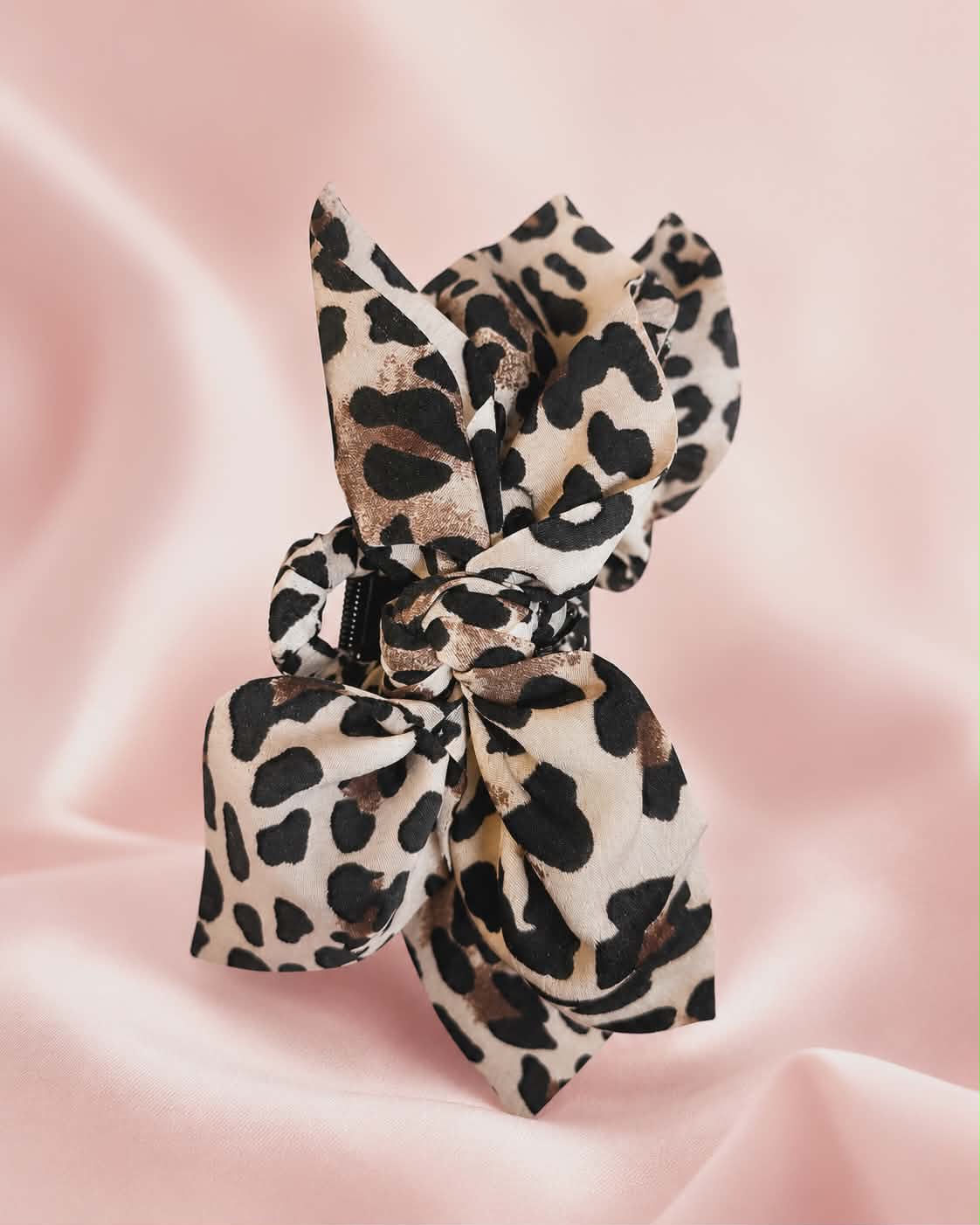 Cheetah Chic Bow Claw Clip