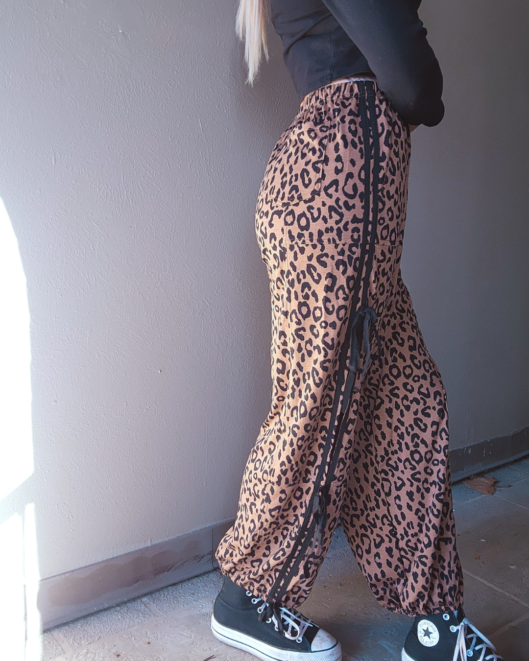 Make a Move Cheetah Bow Slit Pants