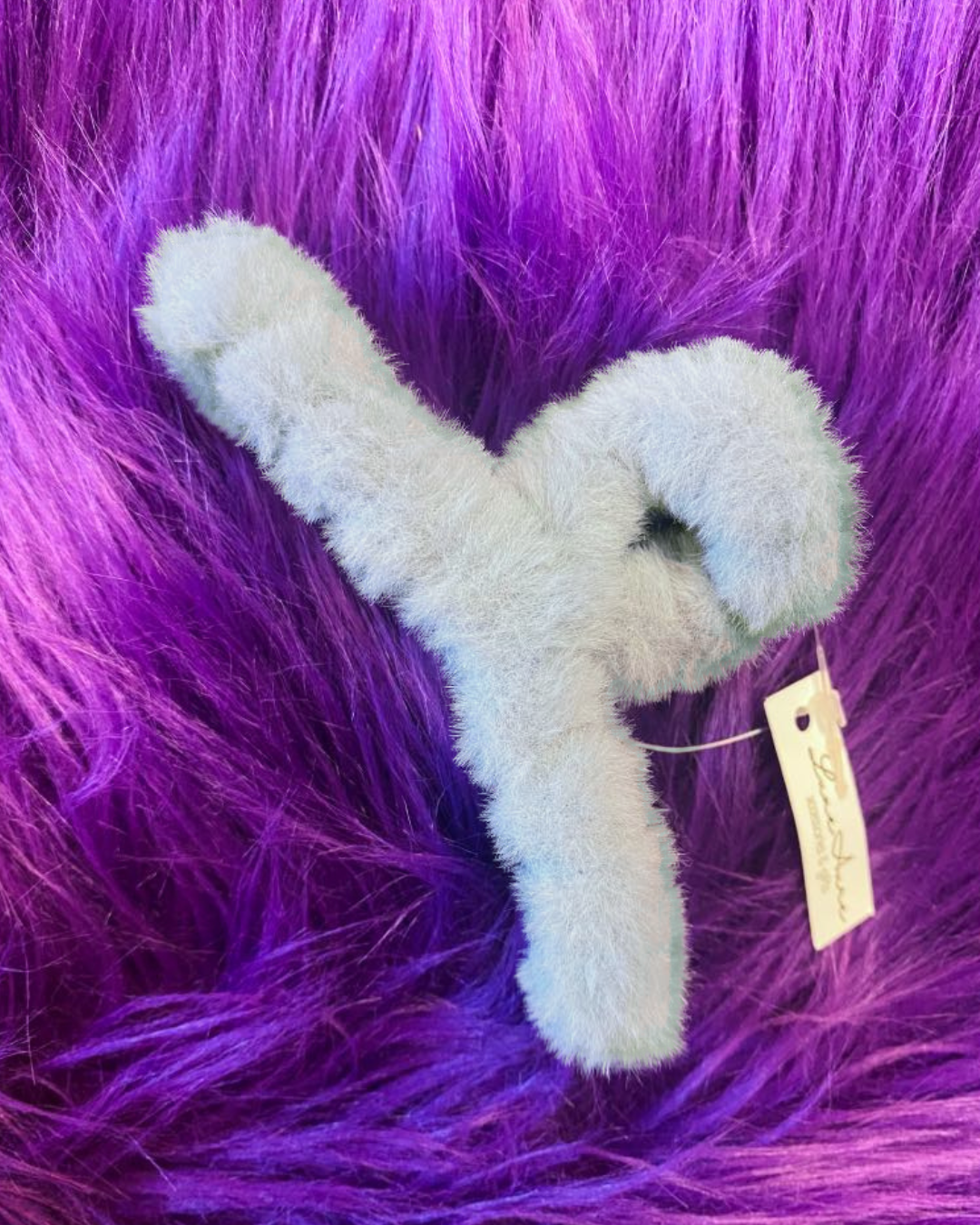 Fuzzy Gray Loop Claw Clip
