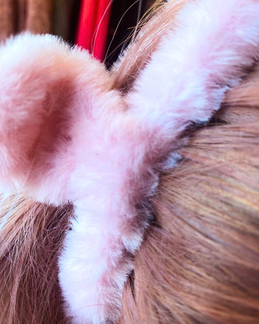 Fuzzy Pink Loop Claw Clip