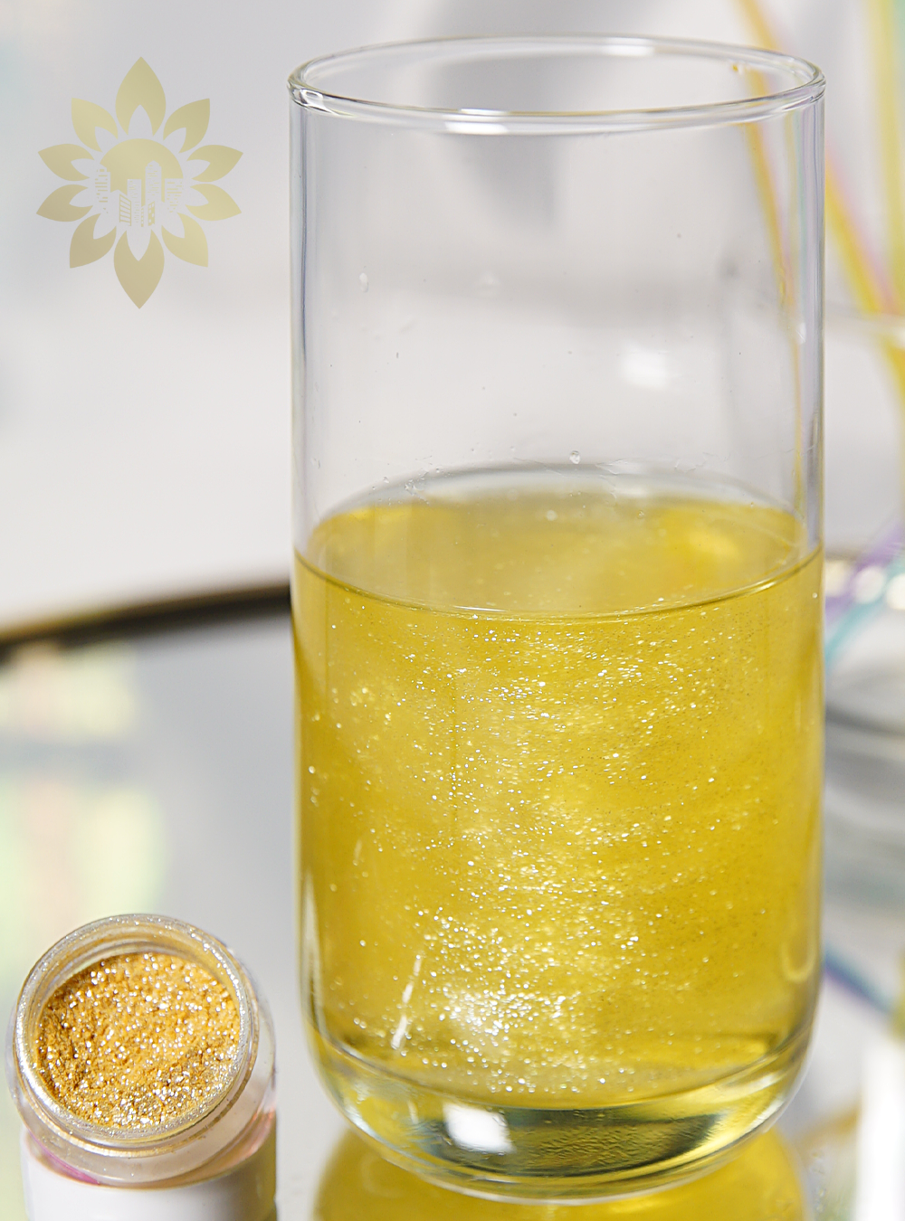Harlow Gold Drink Shimmer