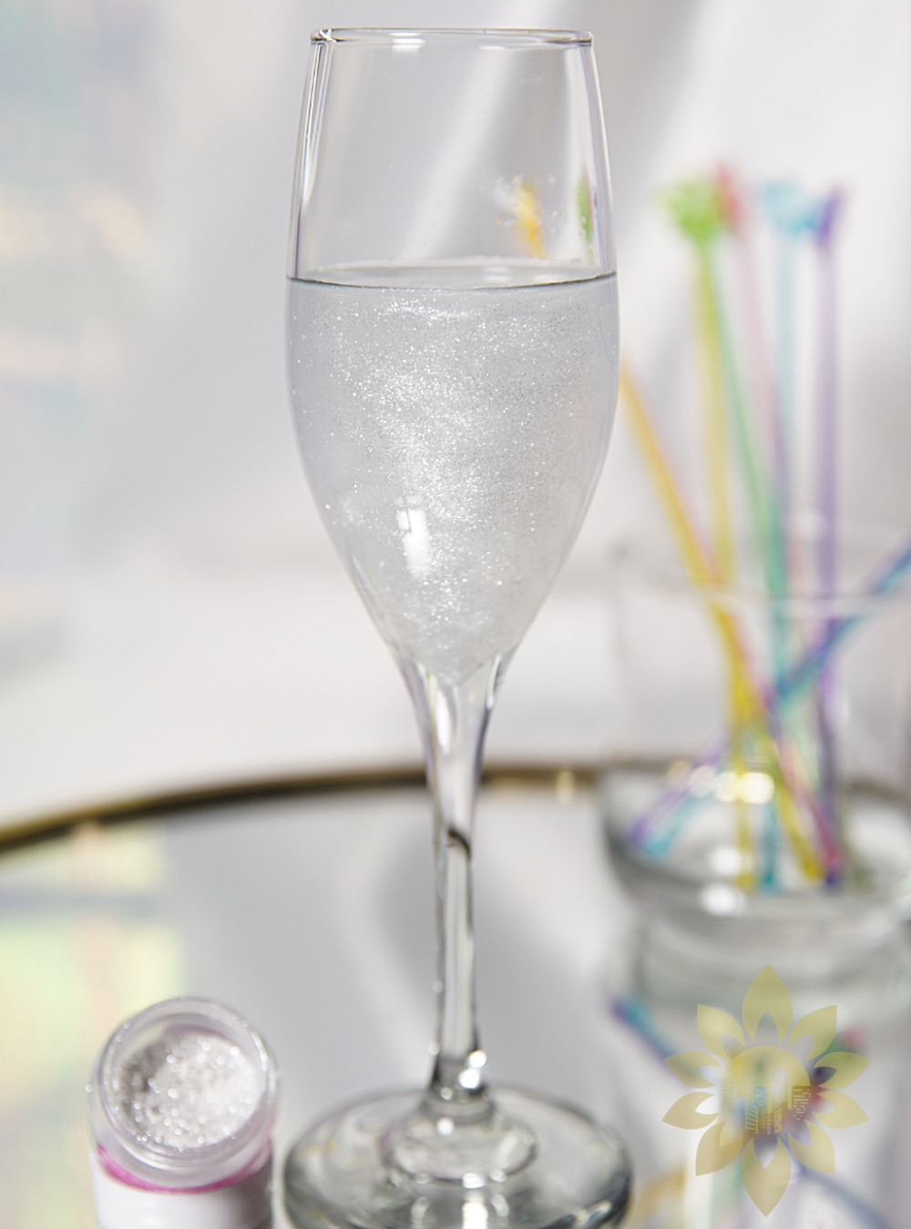 Ice Queen White Drink Shimmer
