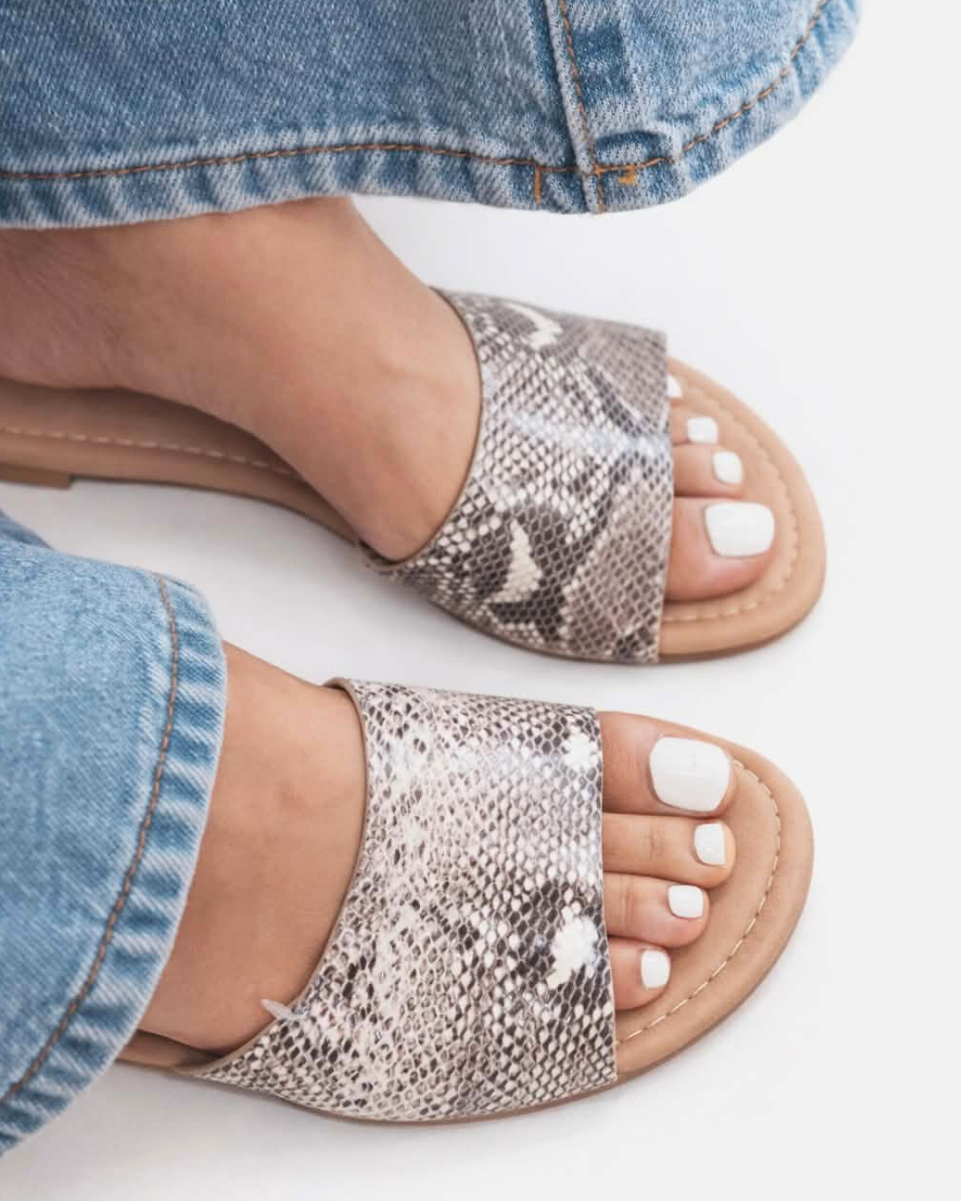 Venomous Vibe Flats