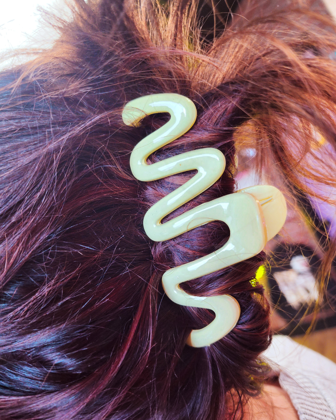 Large Yellow Squiggle Claw Clip