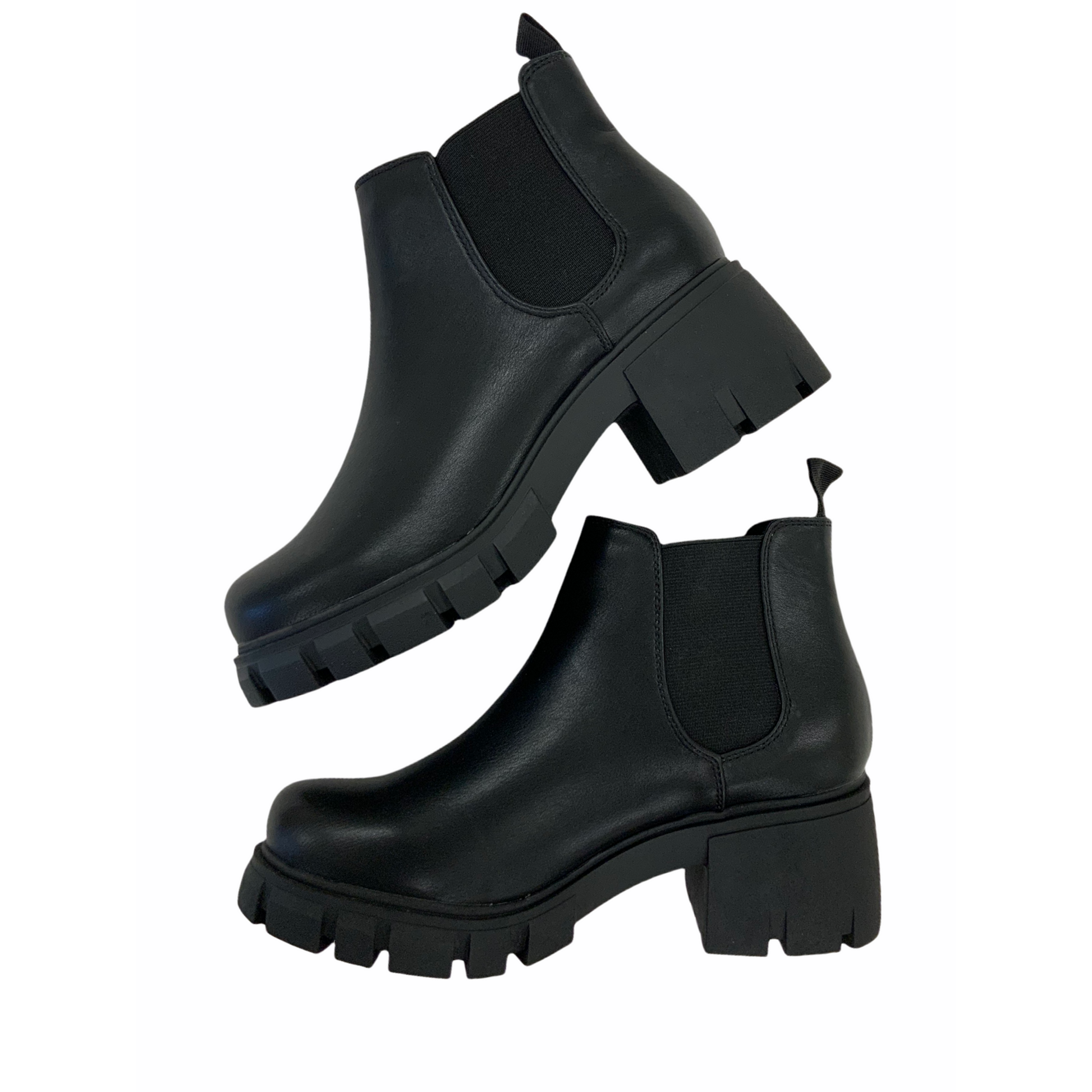 Trendy top black boots